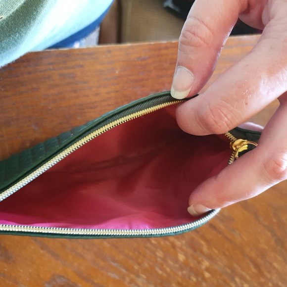 Dark Green Ipsy Bag - Free w/ reg purchase - Picture 2 of 2